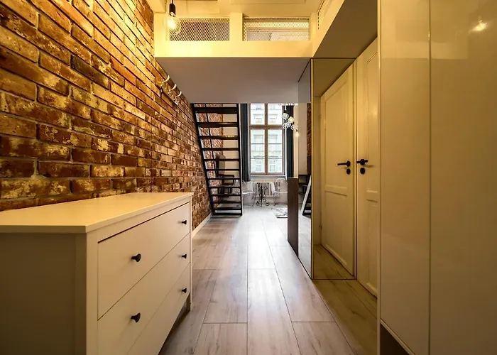 Loft With Mezzanine By Bookinghost 아파트