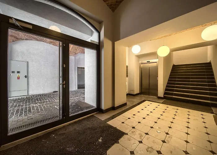 Loft With Mezzanine By Bookinghost *